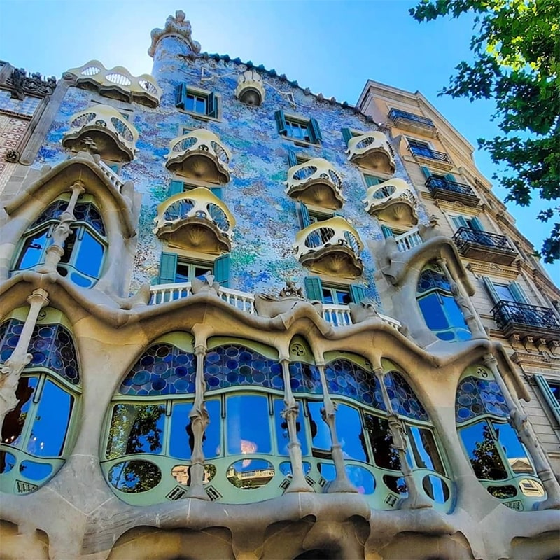 <strong>Casa Batlló - Gaudí Barcelona</strong> by <a href='https://www.instagram.com/p/CRmCUqQLCnG/' target='_blank'><strong>@manoon_gmt</strong></a> on Instagram.