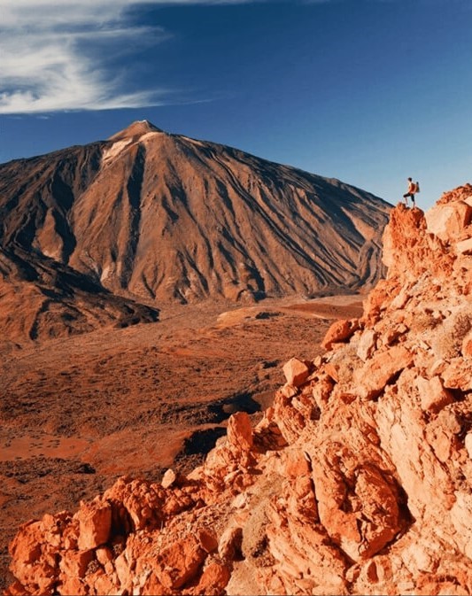 <strong>Volcano El Teide, Tenerife</strong> by <a href='https://www.instagram.com/p/CKt1TaFJNVD/' target='_blank'><strong>@islascanariasoficial</strong></a> on Instagram.